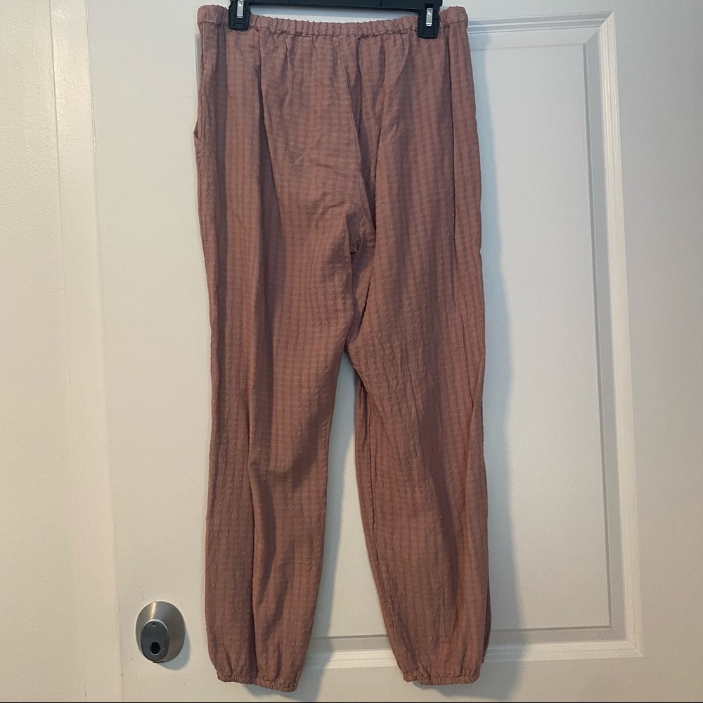 Pink Textured Pants - Picture 2 of 5